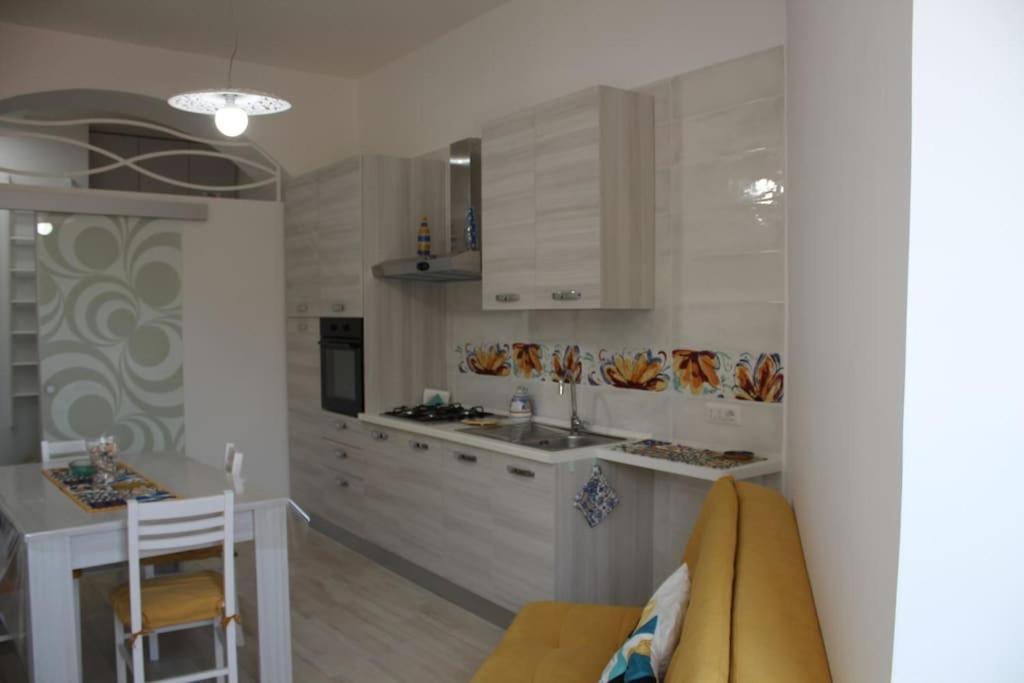 Verdemare Charming Accommodation In Vietri Sul Mare - Amalfi Coast エクステリア 写真